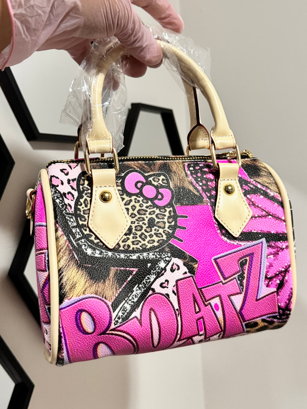Graffiti dollz